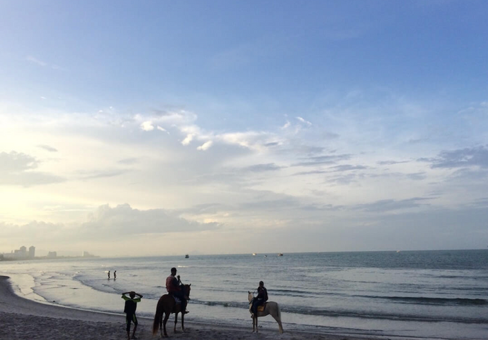 HUA HIN BEACH