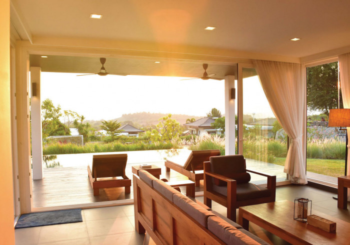 Romantic pool villa