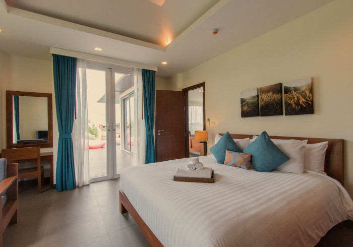 Romantic pool villa