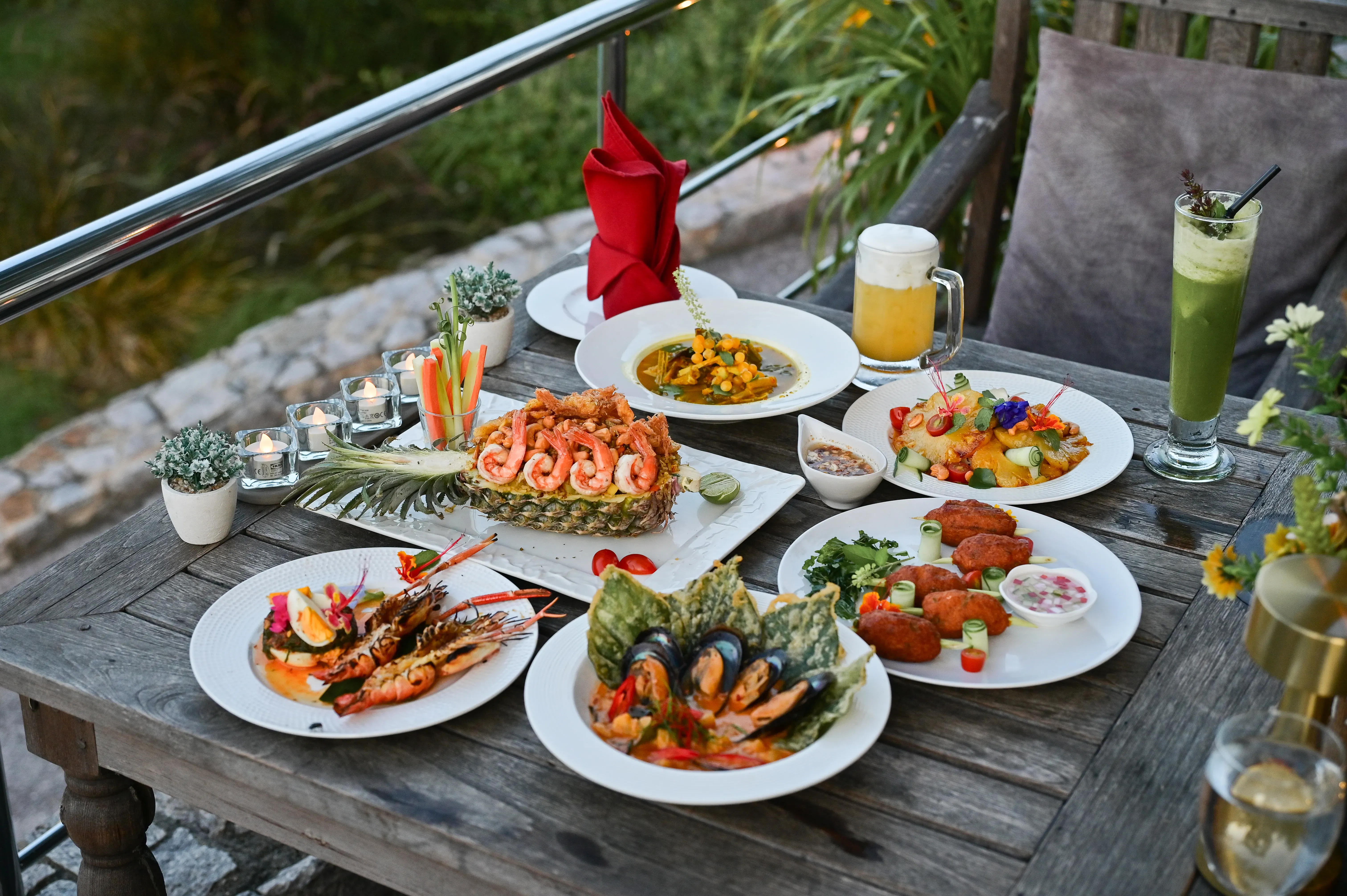 ที่พักหัวหิน พูลวิลล่าส่วนตัว วิวทะเล - Food with a beautiful view