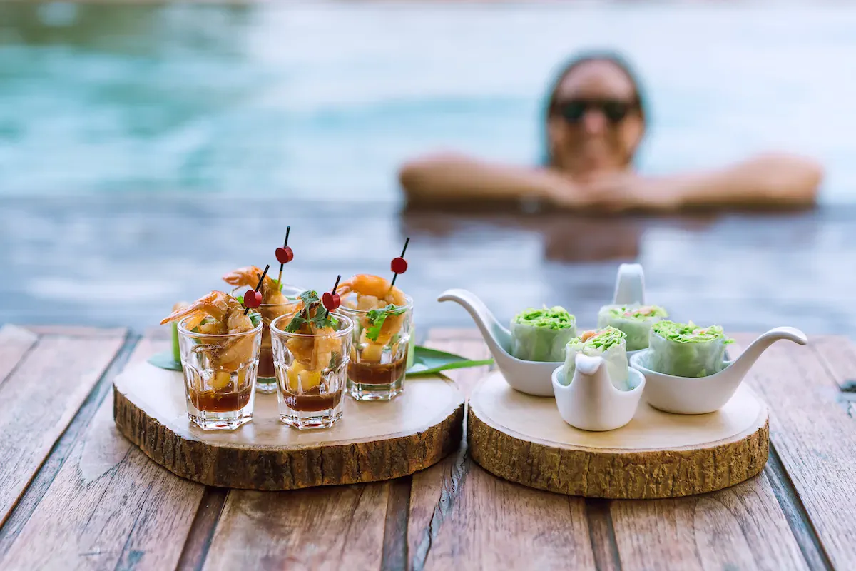 ที่พักหัวหิน พูลวิลล่าส่วนตัว วิวทะเล - roomservice spirit